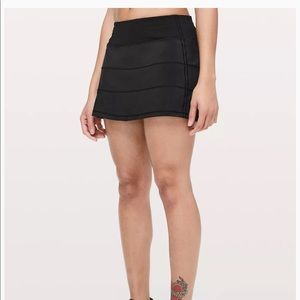 NWOT Lululemon pace rival skirt 4reg